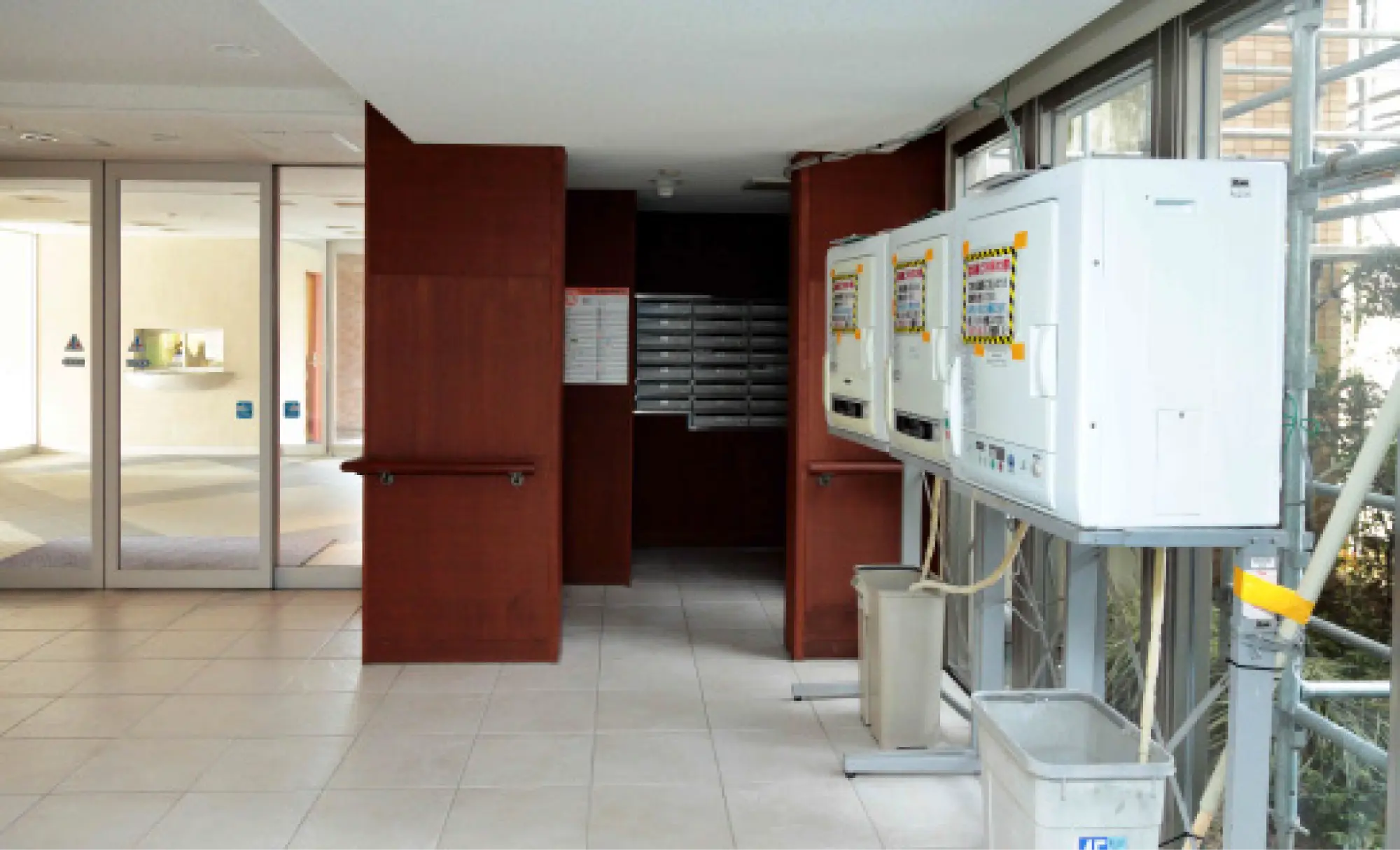 バルコニー工事中の不便解消に衣類乾燥機を設置（マンション改修）