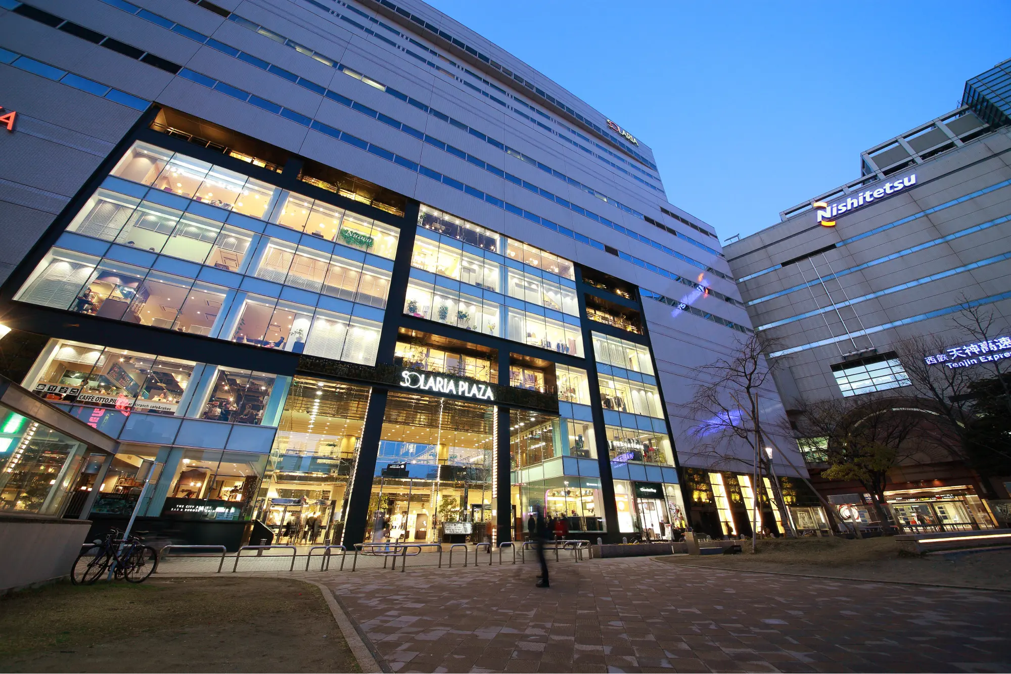 ソラリアプラザ大規模改修